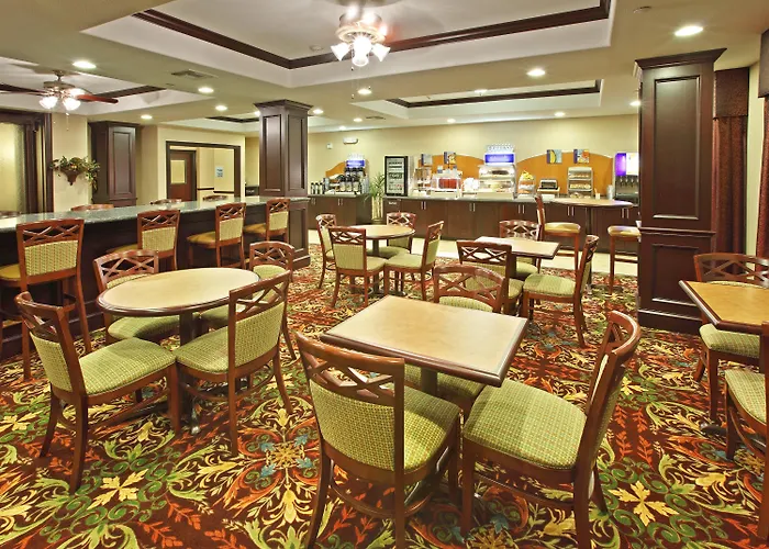 Holiday Inn Express Hotel & Suites Henderson - Traffic Star By Ihg