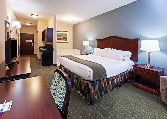 Holiday Inn Express Hotel & Suites Henderson - Traffic Star By Ihg