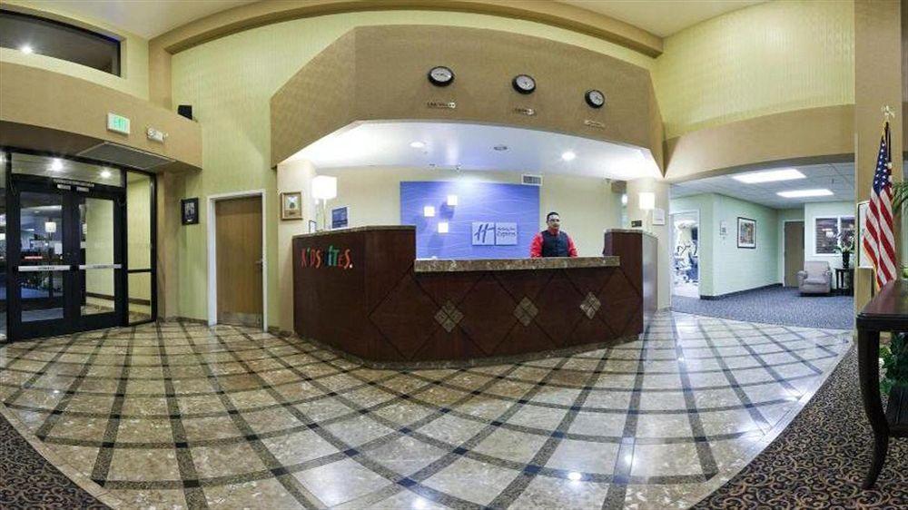 Hotel Express & - Traffic Star By Ihg 2*