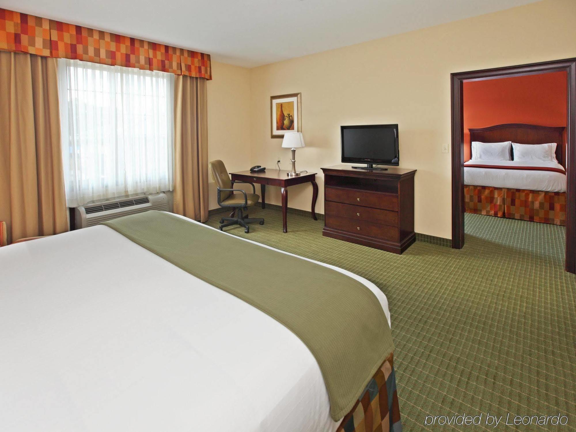 Hotel Express & - Traffic Star By Ihg 2*